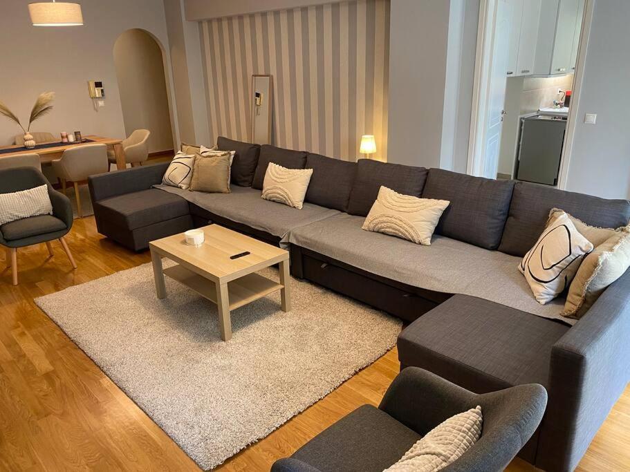 Classy 3Br With 2 Bathrooms Apartment In Marousi Ateny Zewnętrze zdjęcie