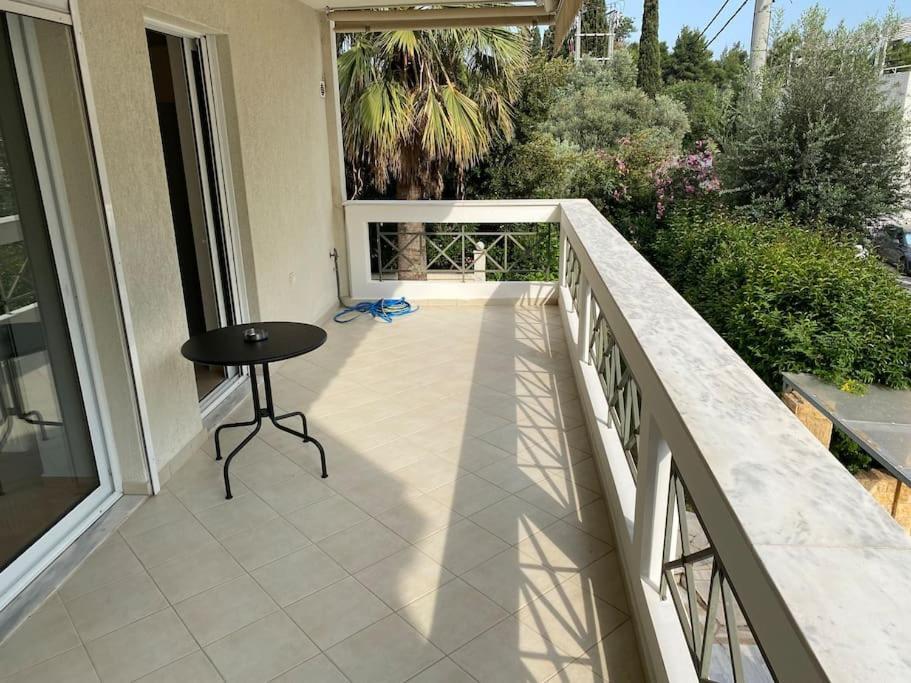Classy 3Br With 2 Bathrooms Apartment In Marousi Ateny Zewnętrze zdjęcie