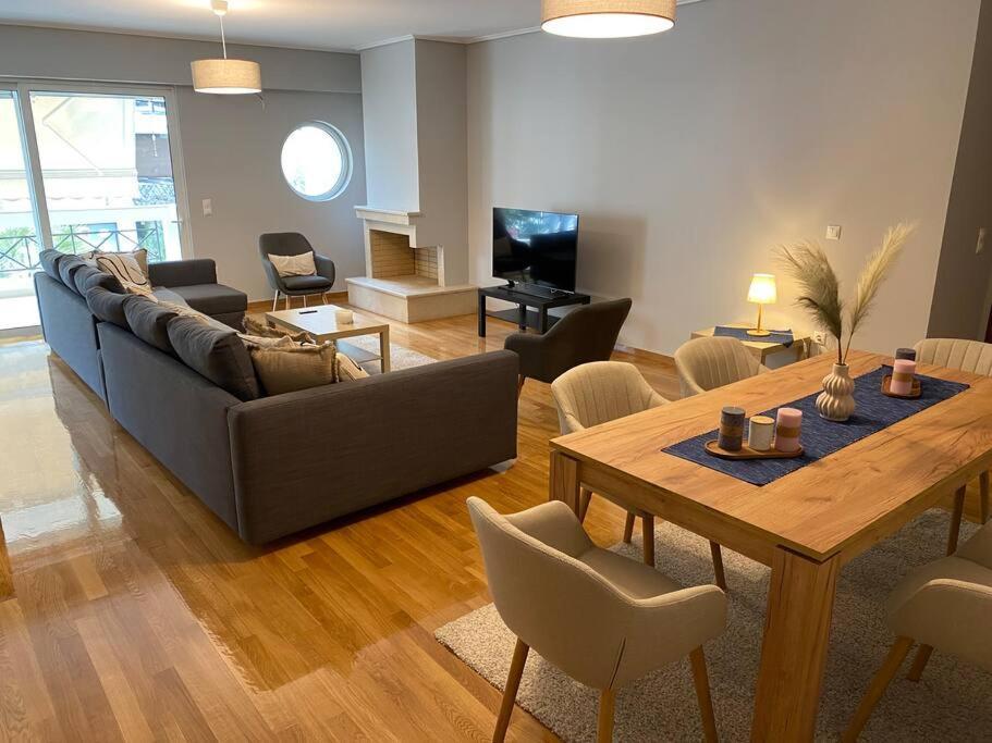 Classy 3Br With 2 Bathrooms Apartment In Marousi Ateny Zewnętrze zdjęcie