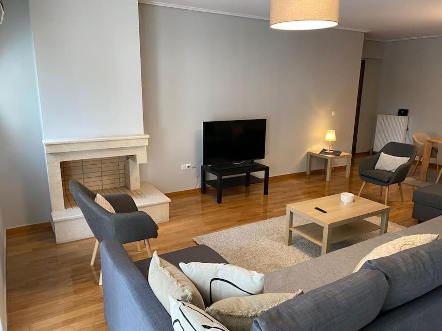 Classy 3Br With 2 Bathrooms Apartment In Marousi Ateny Zewnętrze zdjęcie