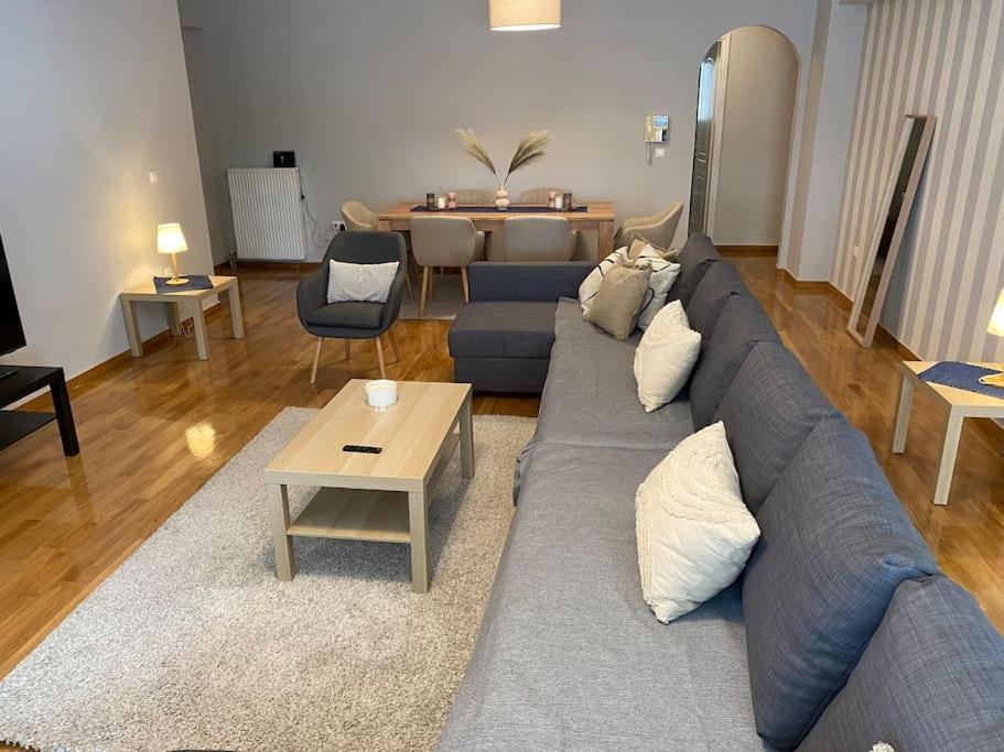 Classy 3Br With 2 Bathrooms Apartment In Marousi Ateny Zewnętrze zdjęcie